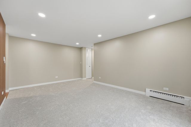 791 W KATHLEEN Drive B, Des Plaines, IL 60016