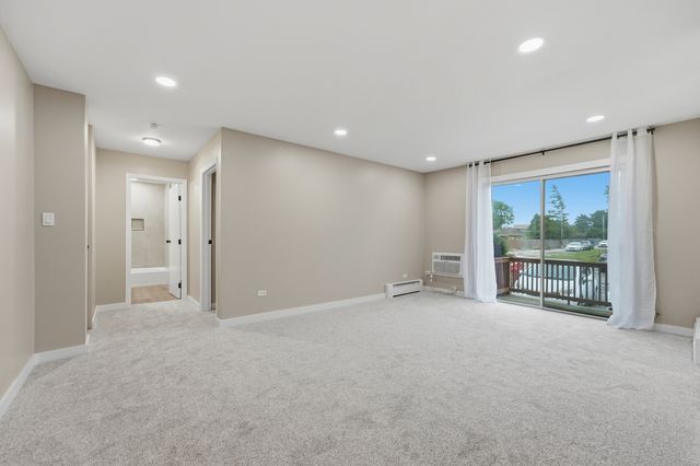 791 W KATHLEEN Drive B, Des Plaines, IL 60016