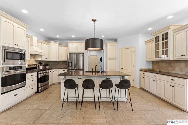 3218 S 184th Terrace, Omaha, NE 68130
