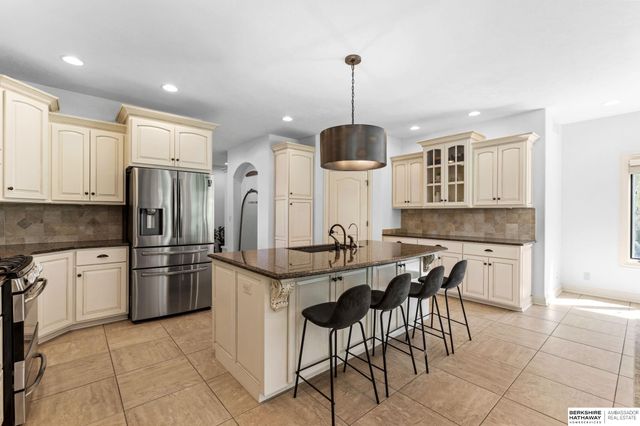 3218 S 184th Terrace, Omaha, NE 68130