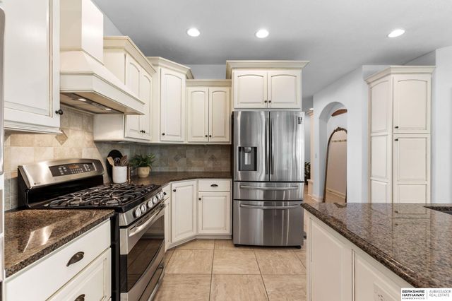 3218 S 184th Terrace, Omaha, NE 68130
