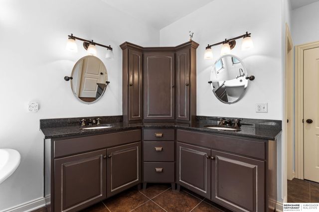 3218 S 184th Terrace, Omaha, NE 68130