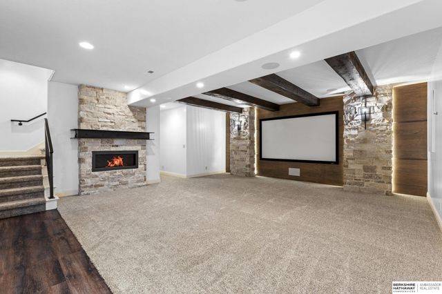 3218 S 184th Terrace, Omaha, NE 68130