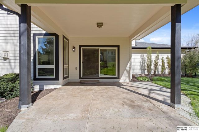 3218 S 184th Terrace, Omaha, NE 68130