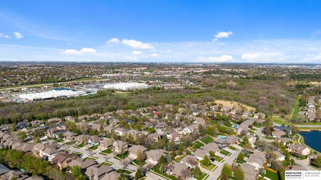 3218 S 184th Terrace, Omaha, NE 68130