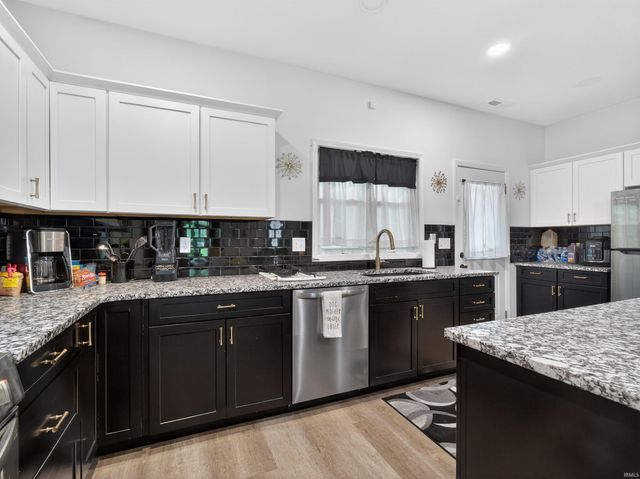 5686 Rothman Road Crossing, Fort Wayne, IN 46835