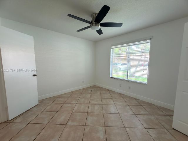 1025 Coral Club Dr 1025, Coral Springs, FL 33071