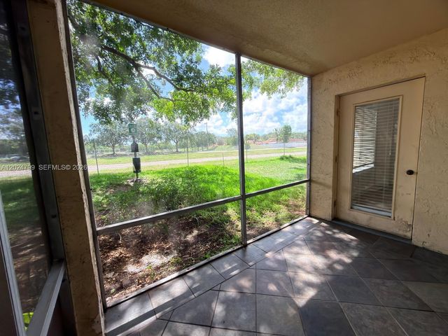 1025 Coral Club Dr 1025, Coral Springs, FL 33071
