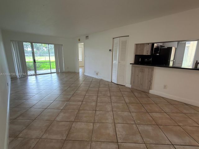 1025 Coral Club Dr 1025, Coral Springs, FL 33071