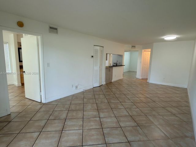 1025 Coral Club Dr 1025, Coral Springs, FL 33071