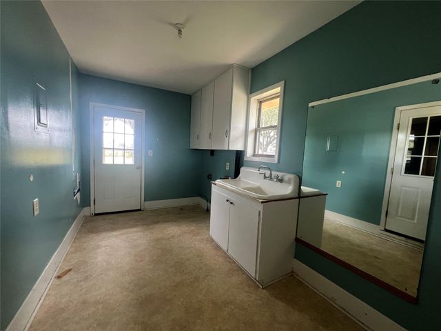 1080 County Road 424, El Campo, TX 77437