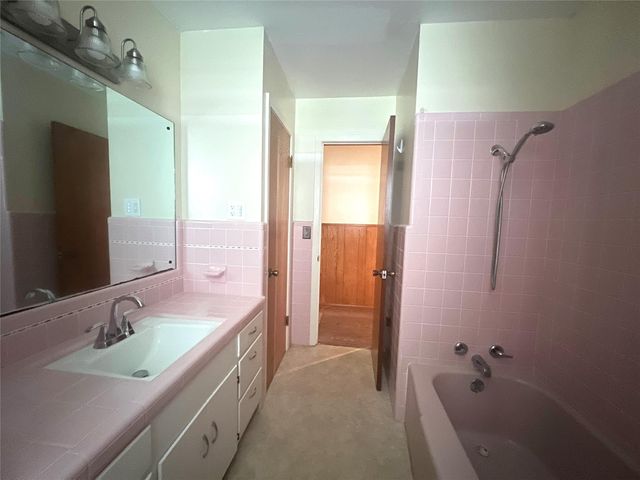 1080 County Road 424, El Campo, TX 77437