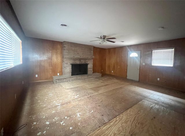 1080 County Road 424, El Campo, TX 77437