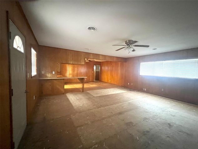 1080 County Road 424, El Campo, TX 77437