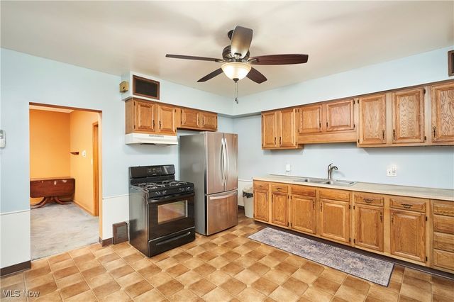 7206 Deveny Avenue, Cleveland, OH 44105