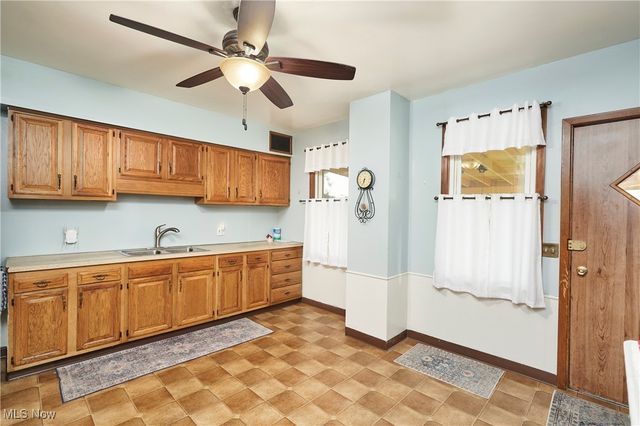 7206 Deveny Avenue, Cleveland, OH 44105