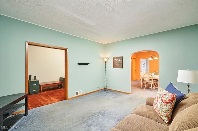 7206 Deveny Avenue, Cleveland, OH 44105