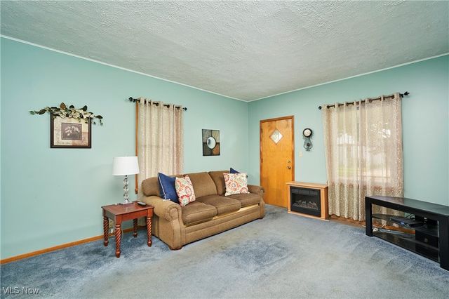 7206 Deveny Avenue, Cleveland, OH 44105