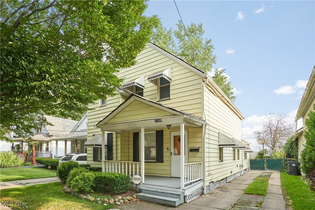 7206 Deveny Avenue, Cleveland, OH 44105