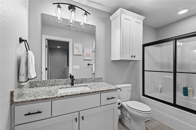 1406 Park Street, Lowell, AR 72745