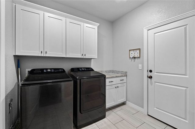 1406 Park Street, Lowell, AR 72745