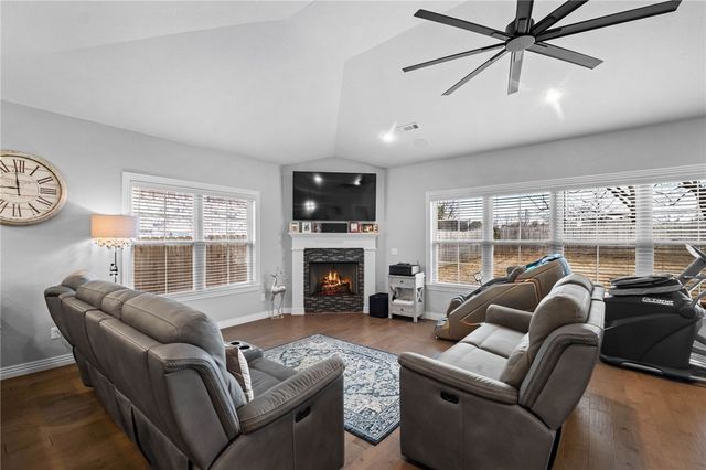 1406 Park Street, Lowell, AR 72745