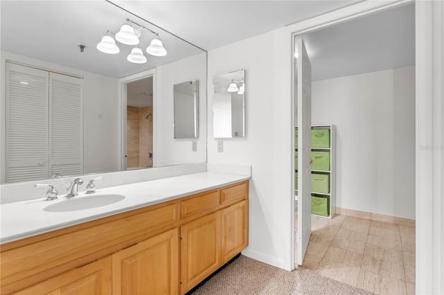 3301 BAYSHORE BOULEVARD 702E, Tampa, FL 33629