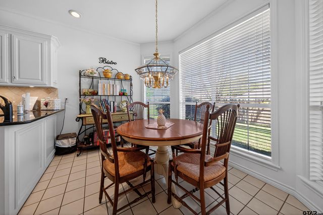 1106 Lonnie Dr, Athens, TX 75752