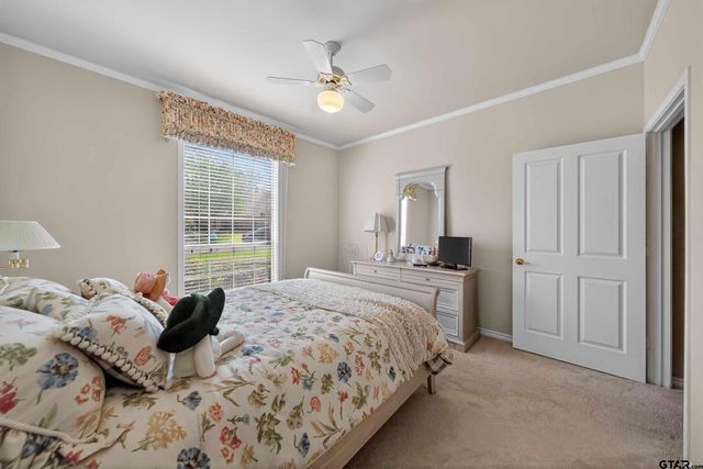 1106 Lonnie Dr, Athens, TX 75752