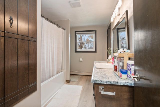 2607 VICKI LANE, Green Bay, WI 54311