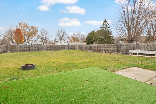 2607 VICKI LANE, Green Bay, WI 54311