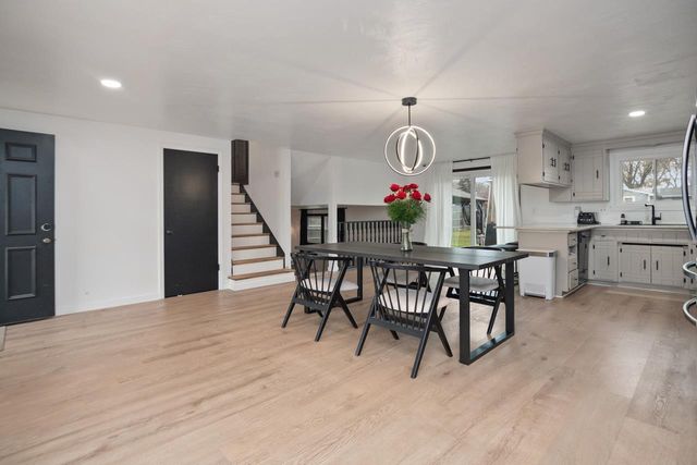 2607 VICKI LANE, Green Bay, WI 54311