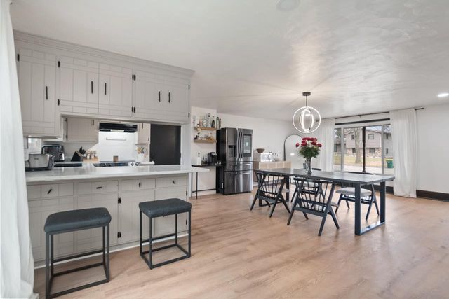 2607 VICKI LANE, Green Bay, WI 54311