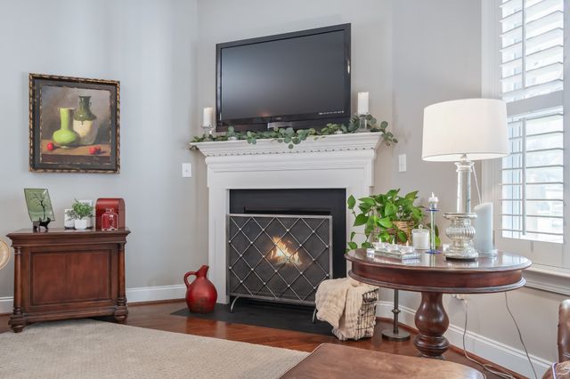 421 Meadowcrest Cir, Franklin, TN 37064