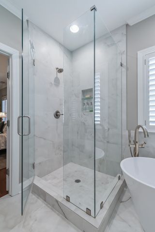 421 Meadowcrest Cir, Franklin, TN 37064