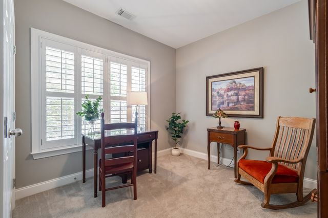 421 Meadowcrest Cir, Franklin, TN 37064