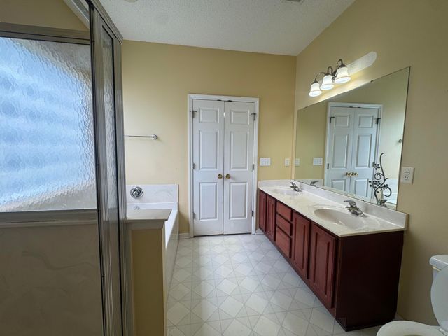 138 Adthan Circle, Goose Creek, SC 29445