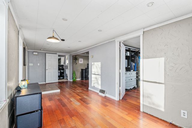 110 Merchants Avenue, Norwich, CT 06380