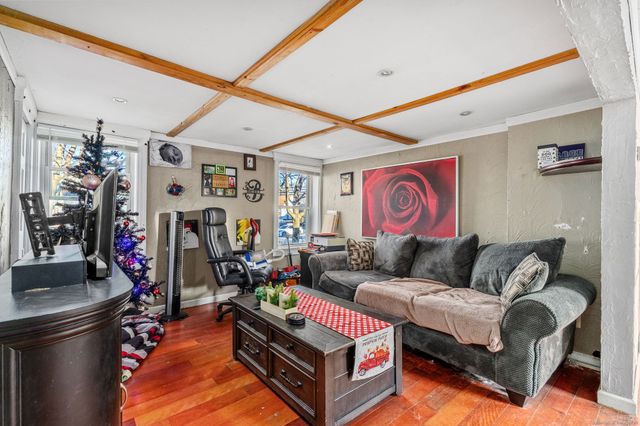 110 Merchants Avenue, Norwich, CT 06380