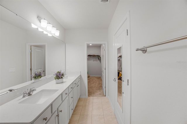 2235 LOVELY LANE, Davenport, FL 33896