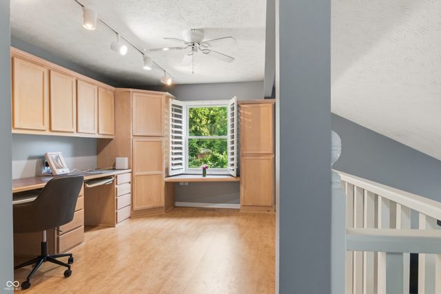 836 Chapel Pines Drive W, Indianapolis, IN 46234