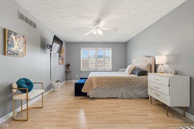 836 Chapel Pines Drive W, Indianapolis, IN 46234
