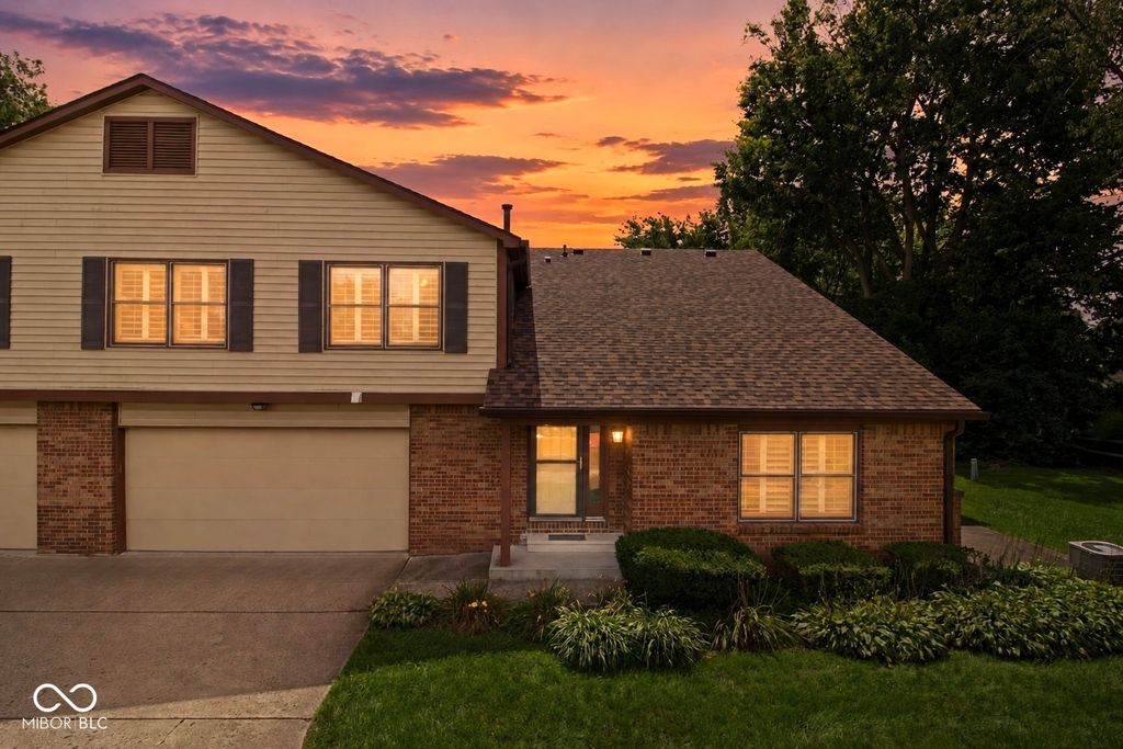 836 Chapel Pines Drive W, Indianapolis, IN 46234
