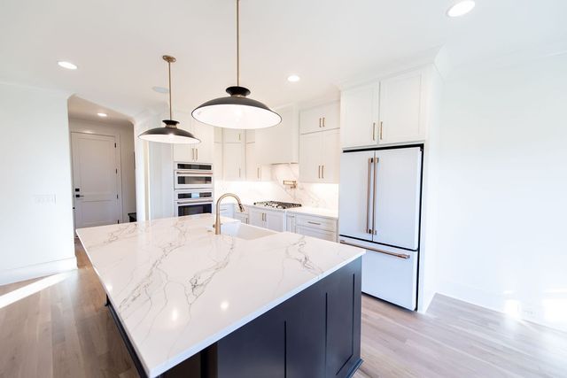 862 Harrisburg Ln, Mount Juliet, TN 37122