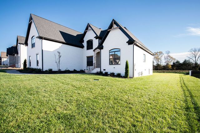 862 Harrisburg Ln, Mount Juliet, TN 37122