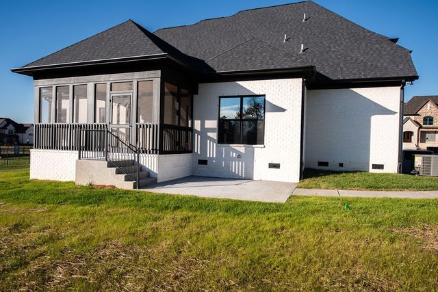 862 Harrisburg Ln, Mount Juliet, TN 37122