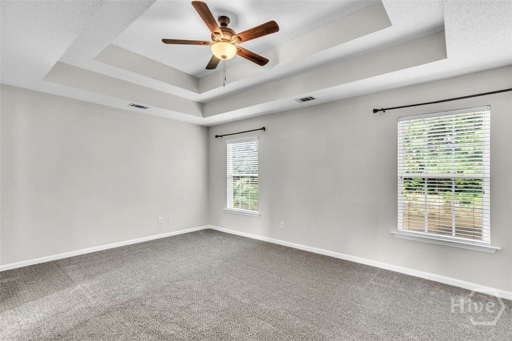 Image 19 of property listing at 185 Oak Ridge Circle, Richmond Hill, GA 31324