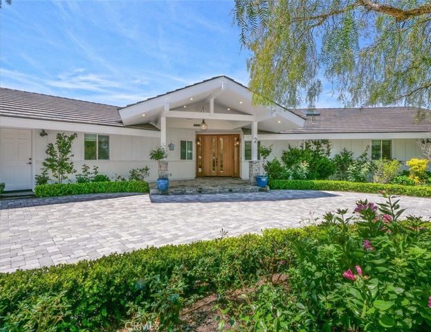 2 El Concho Lane, Rolling Hills, CA 90274