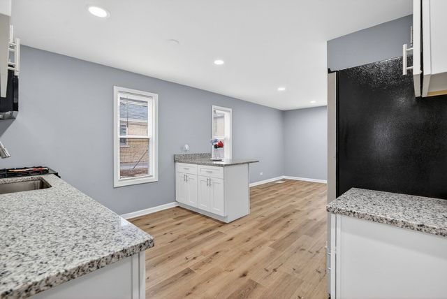 311 Sauk Trail, Park Forest, IL 60466