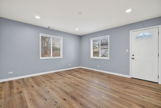 311 Sauk Trail, Park Forest, IL 60466